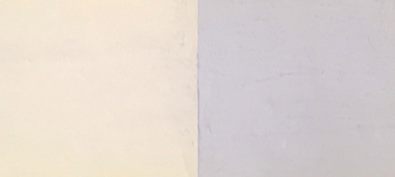 Foto links: het pigment wordt gemengd in de Badisof Plus (kant-en-klare kalkverf die je in ons deco-assortiment vindt) in een verhouding van 5%, dus 50 g pigment per kilo witkalk. Foto rechts: het pigment wordt gemengd in de Badisof Plus in een verhouding van 20%, dus 200g pigment per kilo witkalk.
